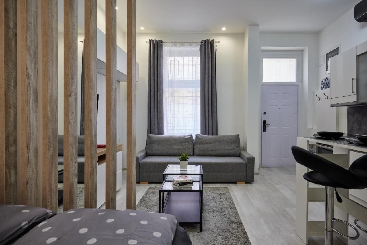 Cozy Little Apartment In Downtown Budapest Exterior photo